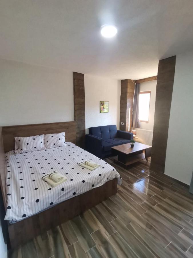 Villa Ana-Маврово Екстериор снимка